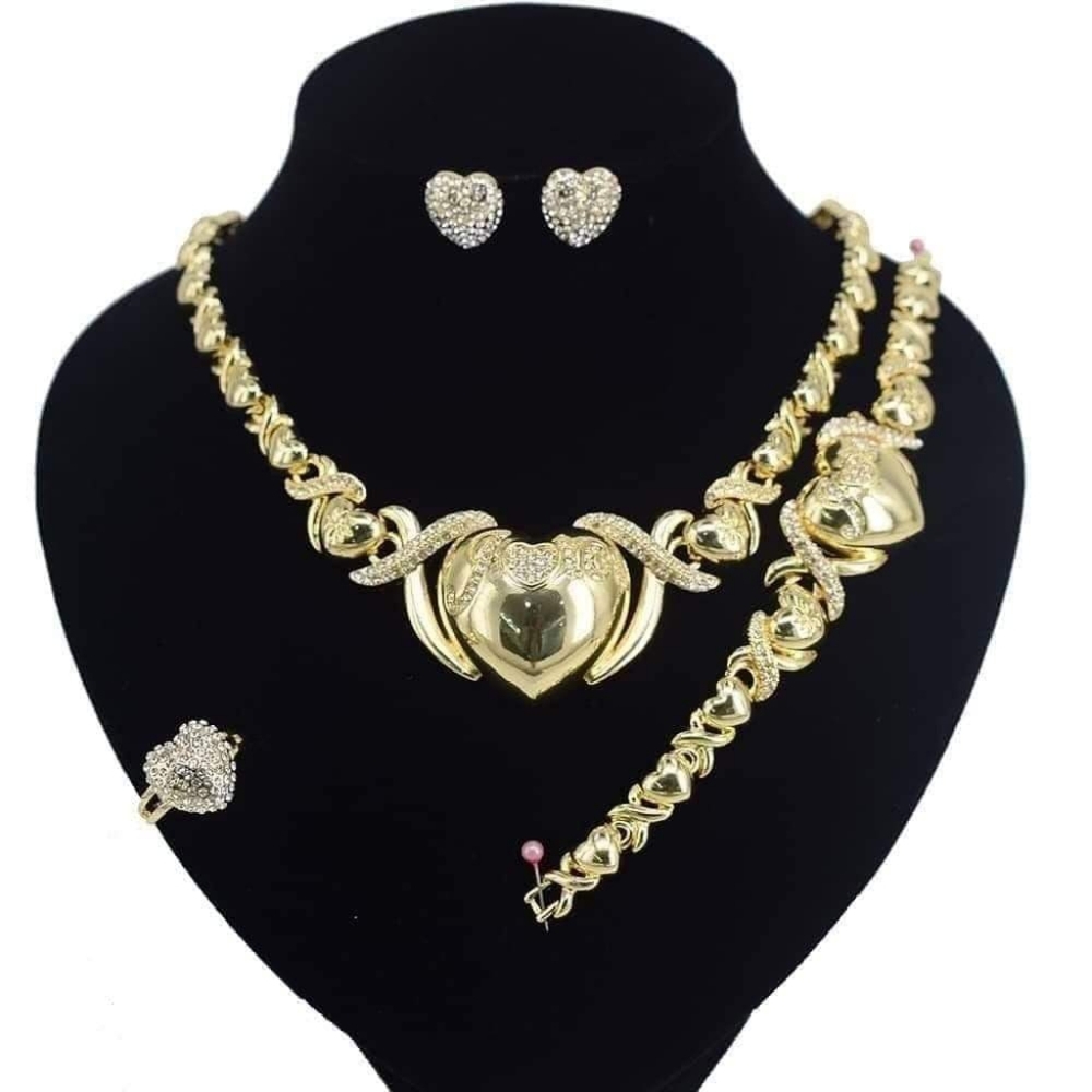Jewelry  / clothes/ shoes
